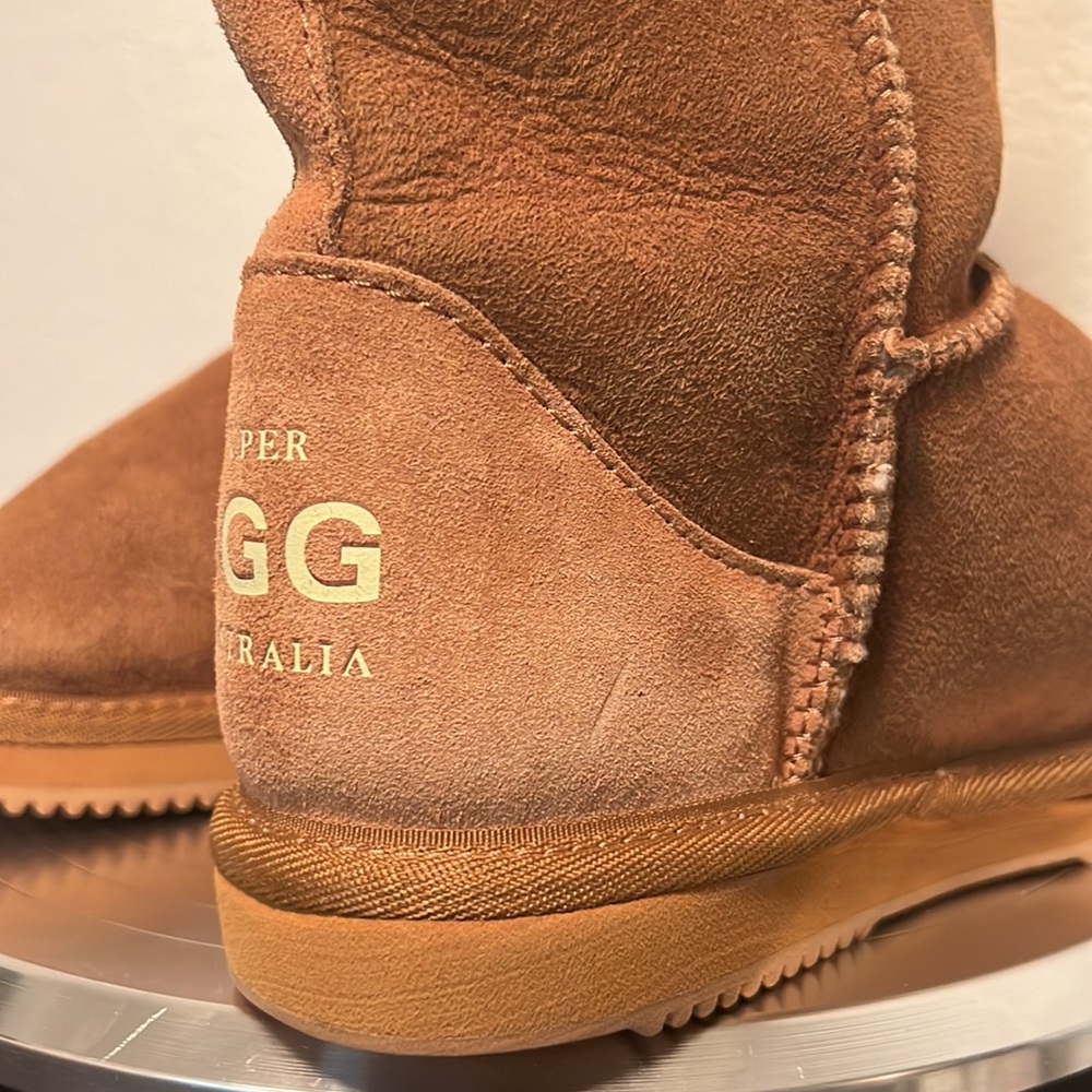 New UGG AUSTRALIA Classic Genuine Shearling Lined Tall Suede Boots Chestnut 🎅🏼 - Picture 11 of 13